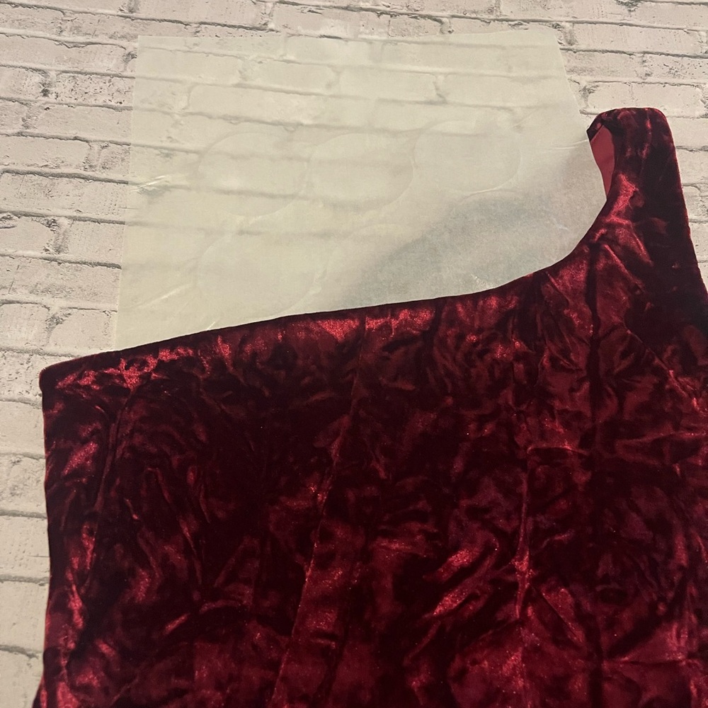 Charlotte Russe Burgundy Asymmetrical Velvet Dress Size Large - Picture 4 of 10